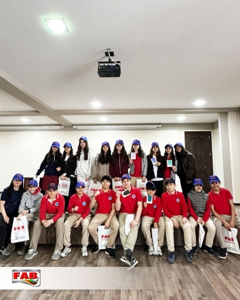 Xəzər Universiteti Dünya Məktəbinin şagirdləri FAB istehsal müəssələrində