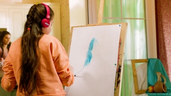 FAB BEŞ ULDUZ VƏ RƏSSAM QIZ